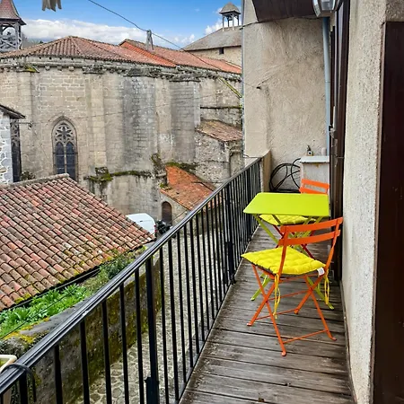 Maison De Village Au Coeur De Holiday home *
